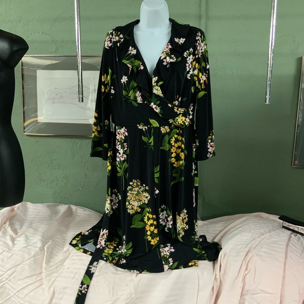 Ladies dress
